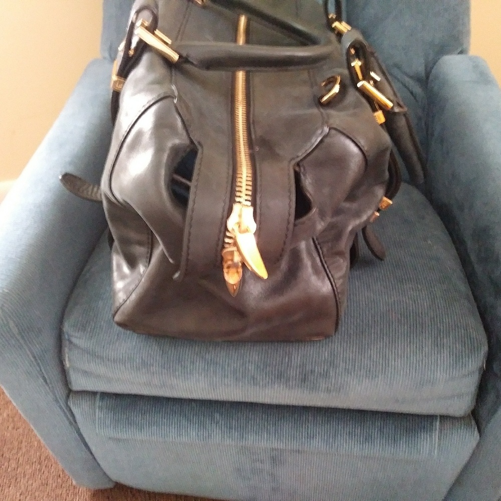 PREOWNED RACHEL ZOE BAG - Picture 2 of 6